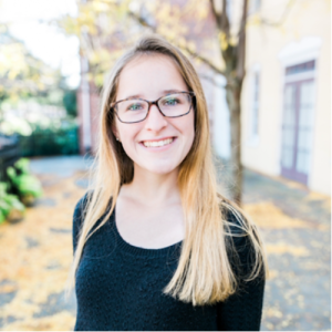 natalieb-background picture of Natalie Buscemi